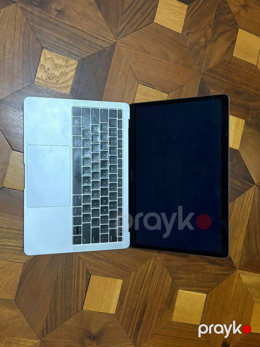 Macbook Air Retina 2020 — Masaüstü kompüterlər, Bakı (5)