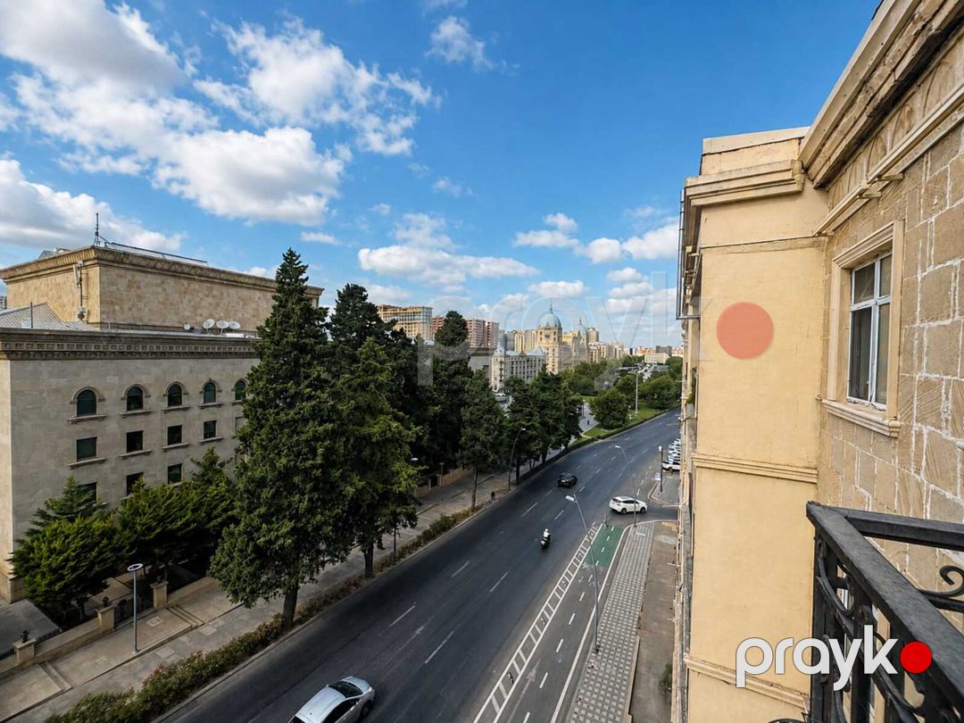Satılır 4 otaqlı köhnə tikili 100 m² — Mənzil, Bakı (6)