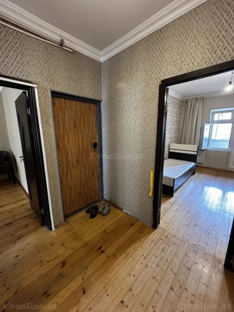 Satılır 2 otaqlı Mənzil Köhnə tikili 70 m² Bakı, Yasamal r., İnşaatçılar m., Yeni Yasamal — Mənzil, Bakı (3)
