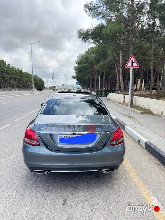 Mercedes C 300, 2.0 L, 2017 il, 258 000 km — Avtomobillər, Bakı (5)