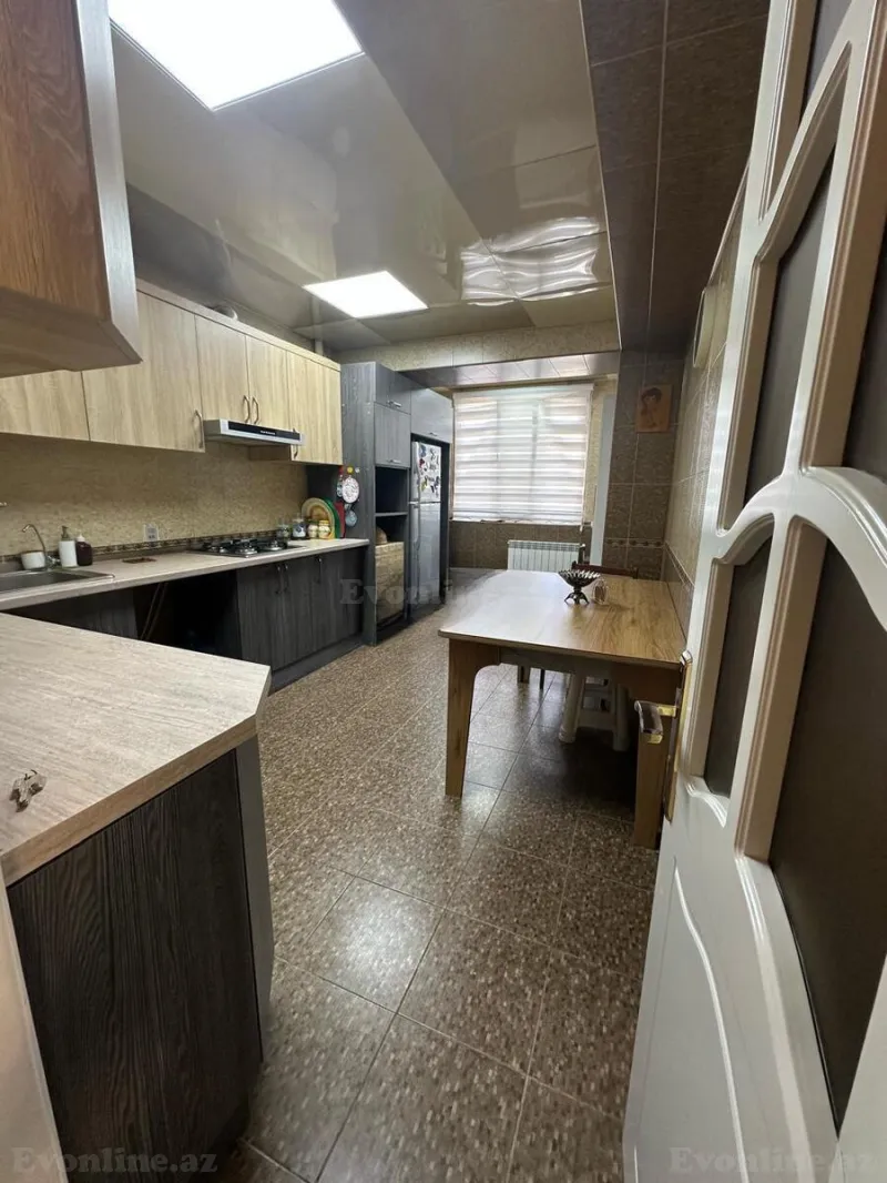 Satılır 1 otaqlı Mənzil Köhnə tikili 50 m² Bakı, Nərimanov r., Gənclik m — Mənzil, Bakı (6)