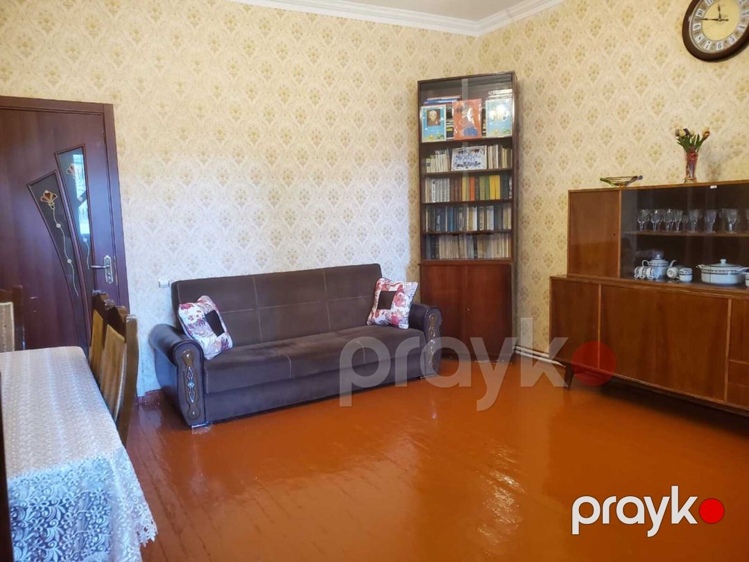 Satılır 3 otaqlı köhnə tikili 75 m² — Mənzil, Bakı (2)