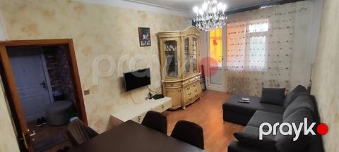 Satılır 3 otaqlı köhnə tikili 75 m² — Bakı