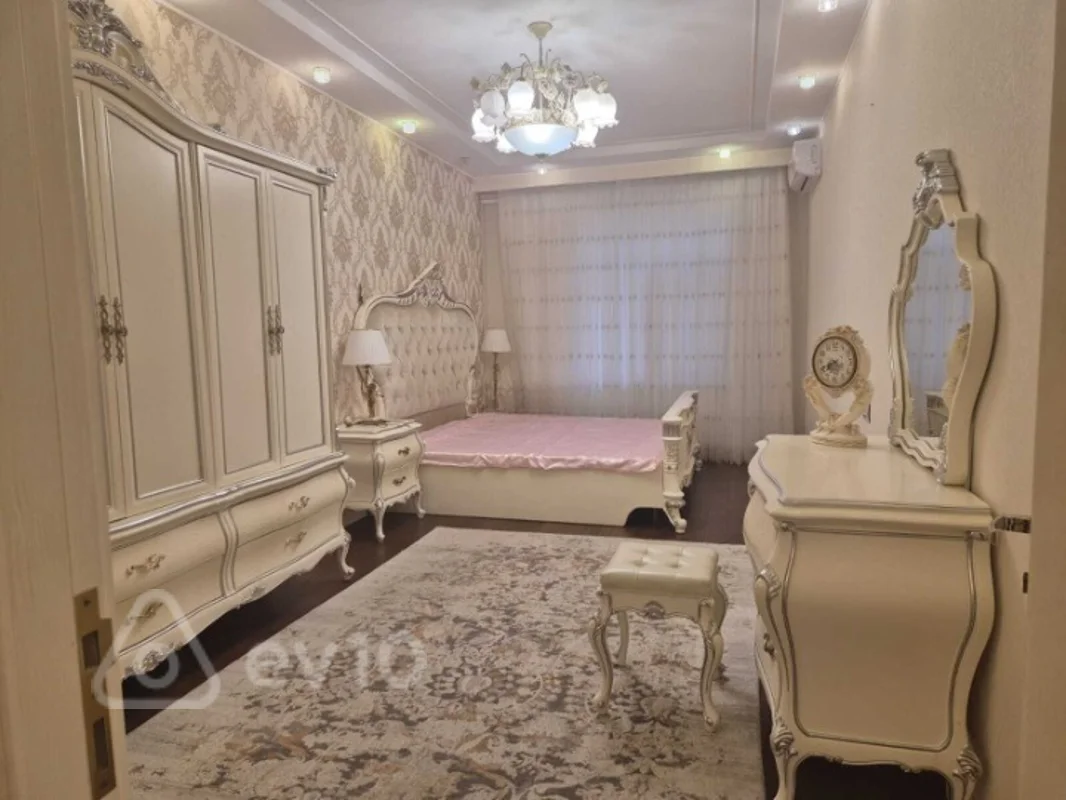 3 otaqlı mənzil, 165 m², Həsən Salmani küçəsi — kirayə — Mənzil, Bakı (8)