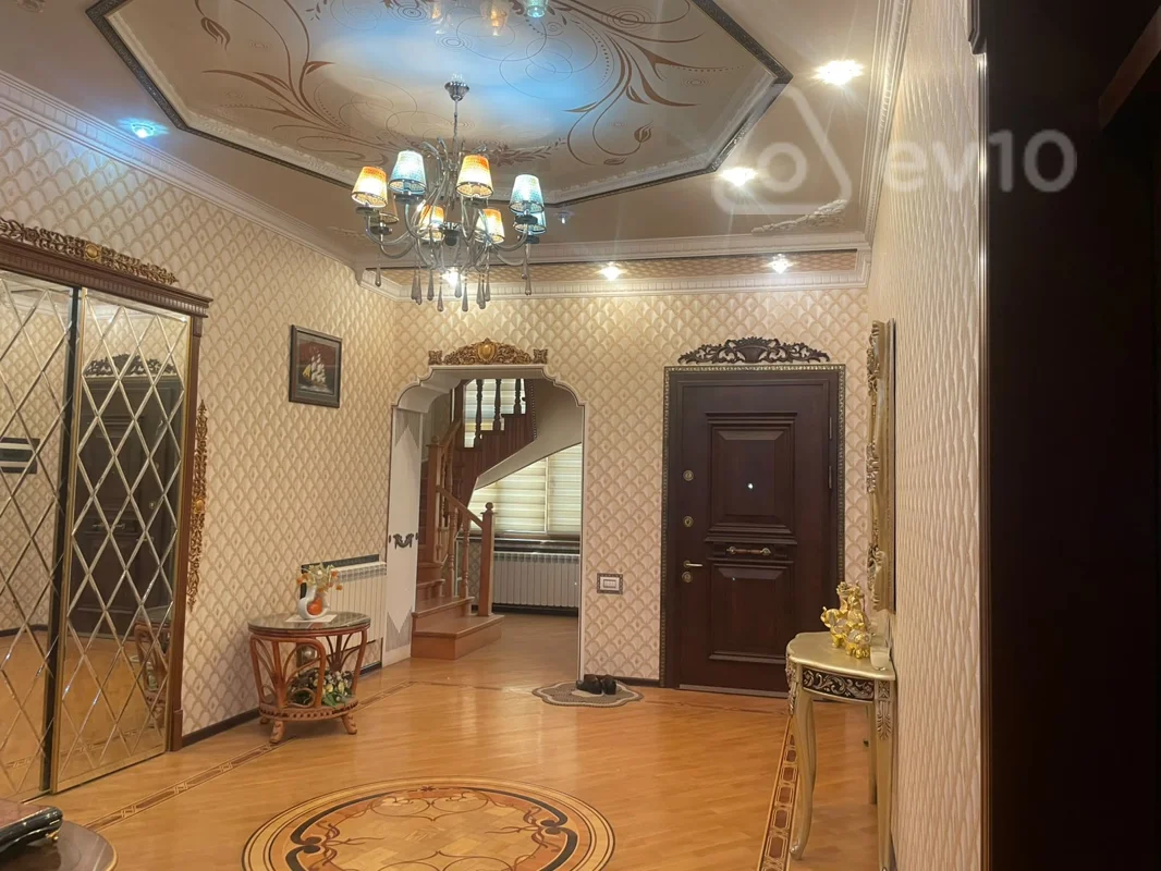 8 otaqlı həyət evi, 270 m², Zabrat — Ev, villa, Bakı (7)