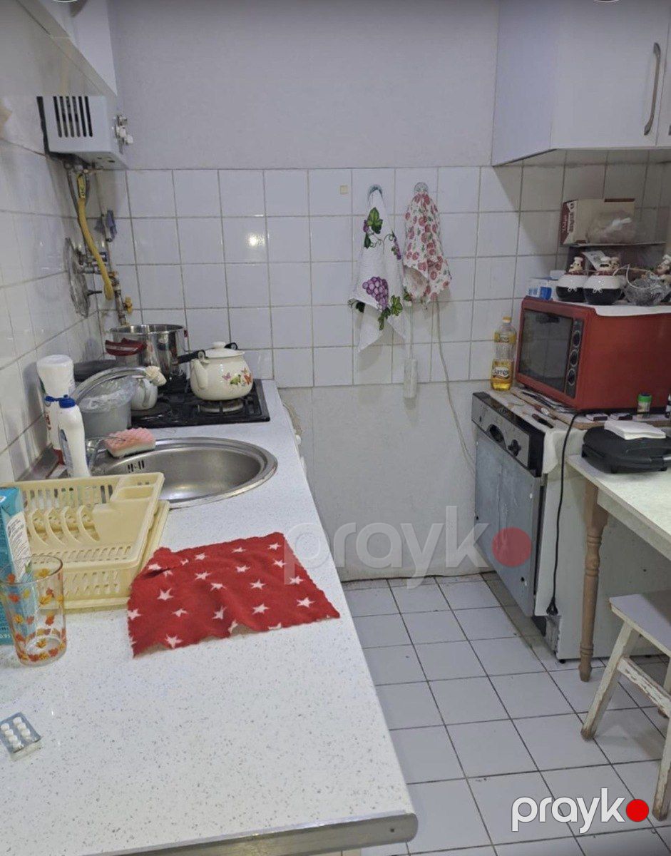 Satılır 2 otaqlı köhnə tikili 65 m² — Mənzil, Bakı (4)