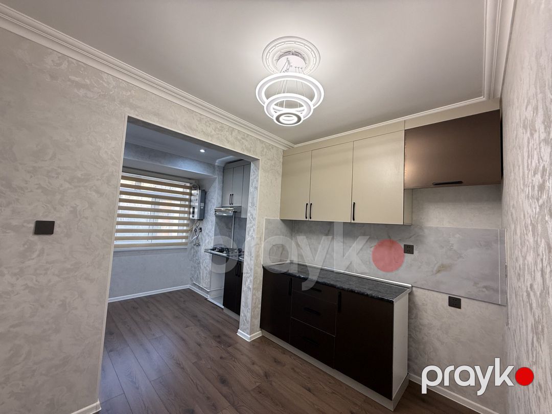 Satılır 2 otaqlı köhnə tikili 60 m² — Mənzil, Bakı (8)