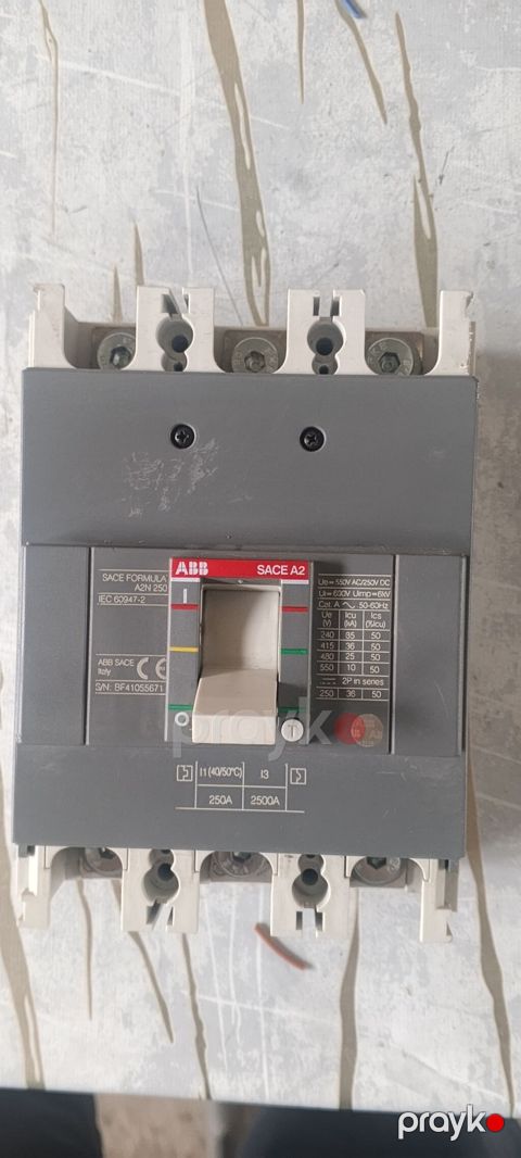 ABB Group Elektrik avtomat, 3 faza, Ödənişli quraşdırma — Gəncə