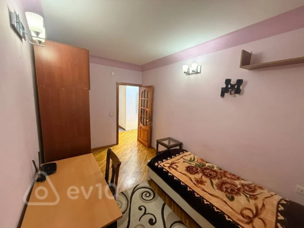 3 otaqlı mənzil, 90 m², Faiq Yusifov küç — kirayə — Mənzil, Bakı (6)