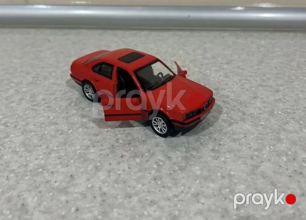 Maket maşın dəsti – 2 ədəd 1) Ağ sedan maketi - Realistik detal — Modellar, Bakı (3)
