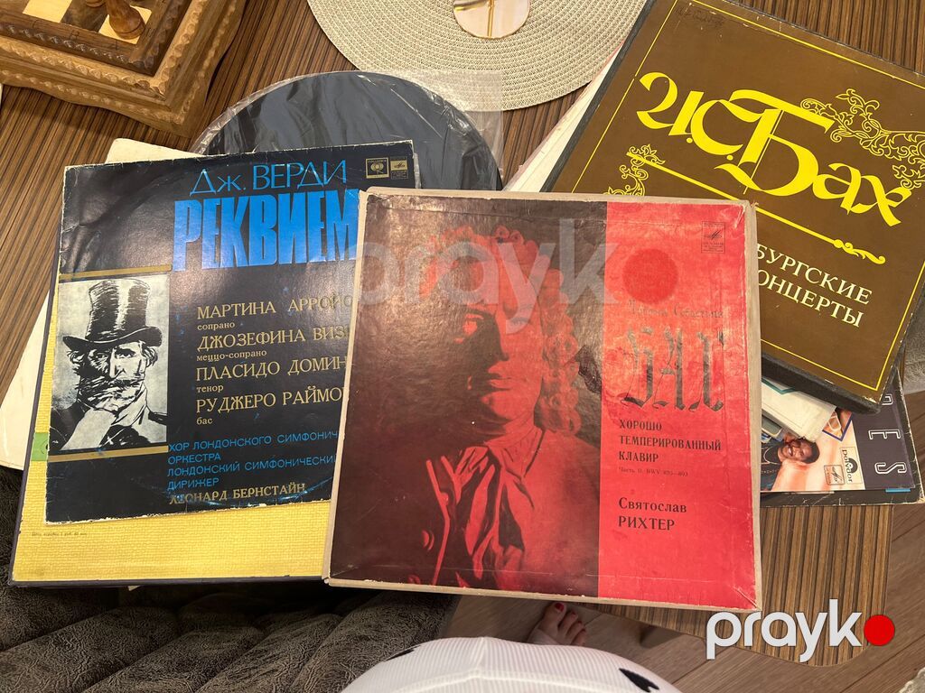 Qrammofon ücün 25 eded disk satilir .Qiymet 110 azn Unvan 8 — Digər, Bakı (4)