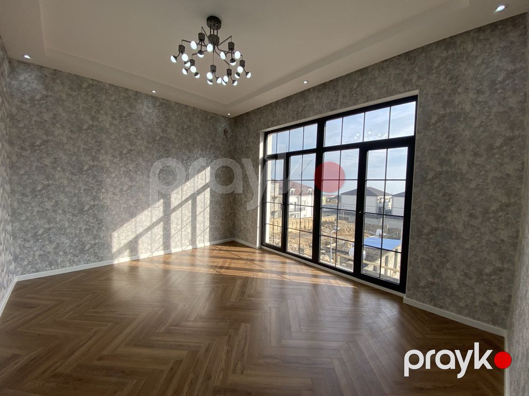 Satılır 4 otaqlı həyət evi/bağ evi 300 m² — Ev, villa, Bakı (12)