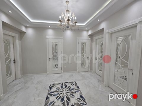 Satılır 3 otaqlı yeni tikili 110 m² — Bakı
