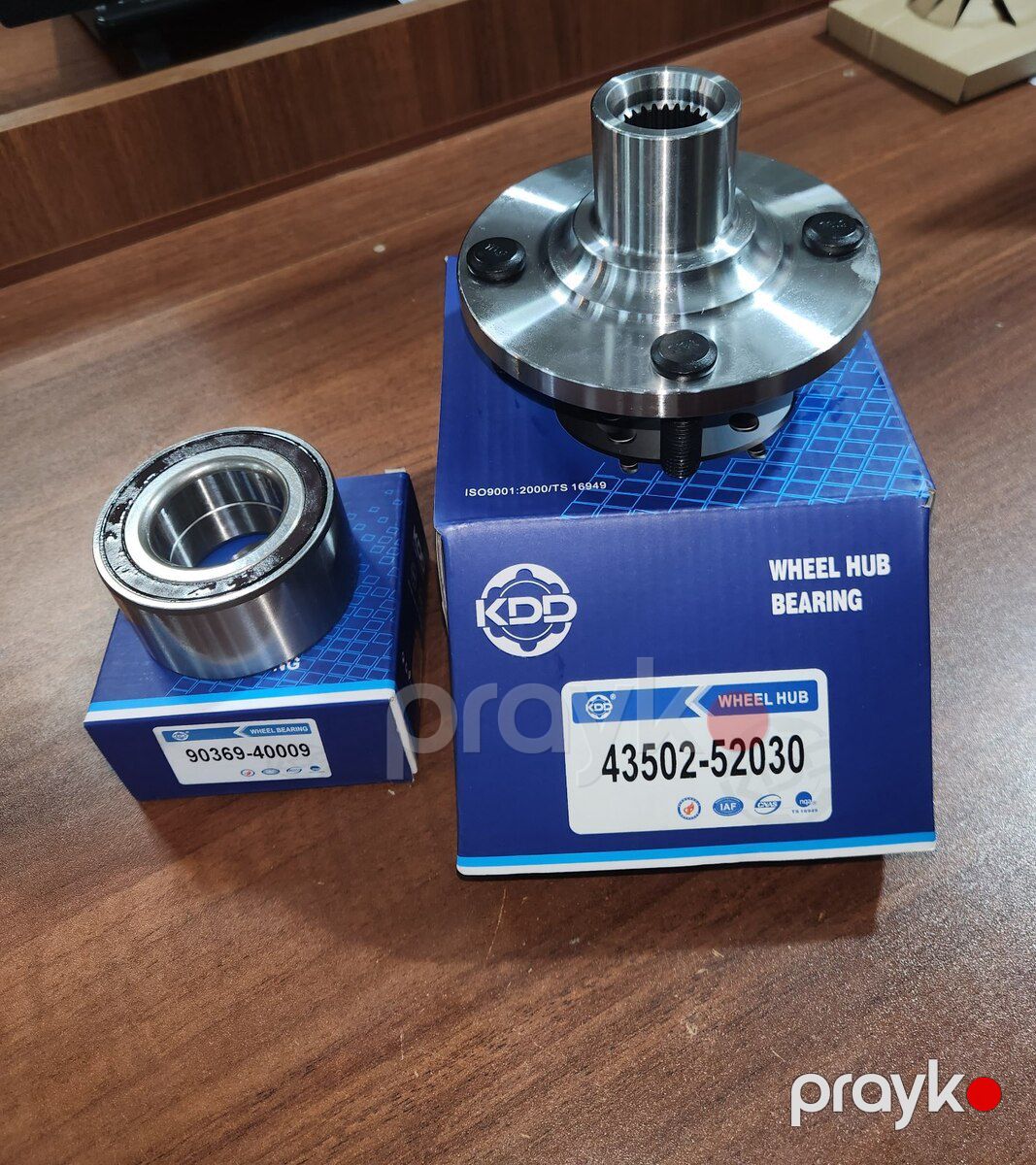 Toyota Aqua kürəcikli yastığı və təkər topu — Ehtiyat hissələri və aksesuarlar, Bakı (4)