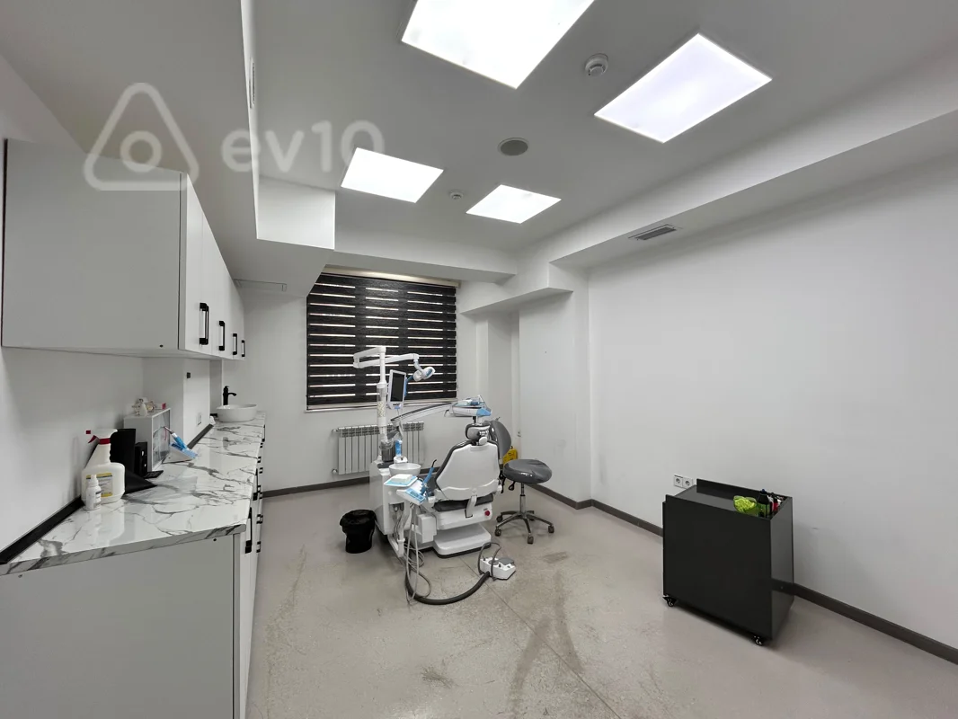 Obyekt, 370 m², Zahid Xelilov küç — Bakı