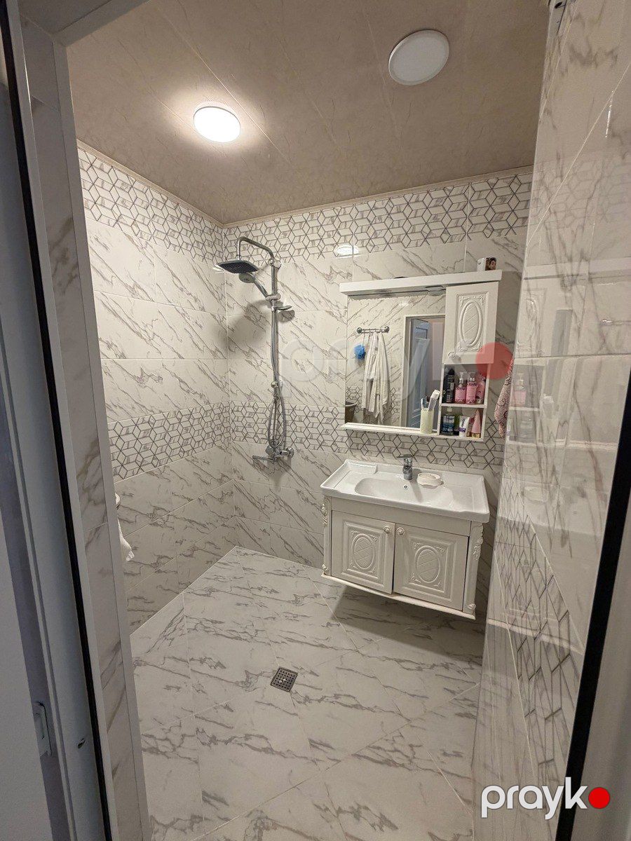 Satılır 4 otaqlı köhnə tikili 95 m² — Mənzil, Bakı (12)