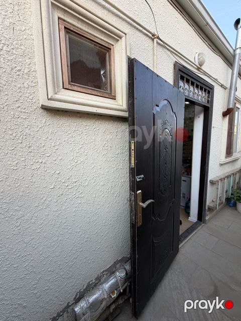 Satılır 2 otaqlı həyət evi/bağ evi 60 m² — Bakı
