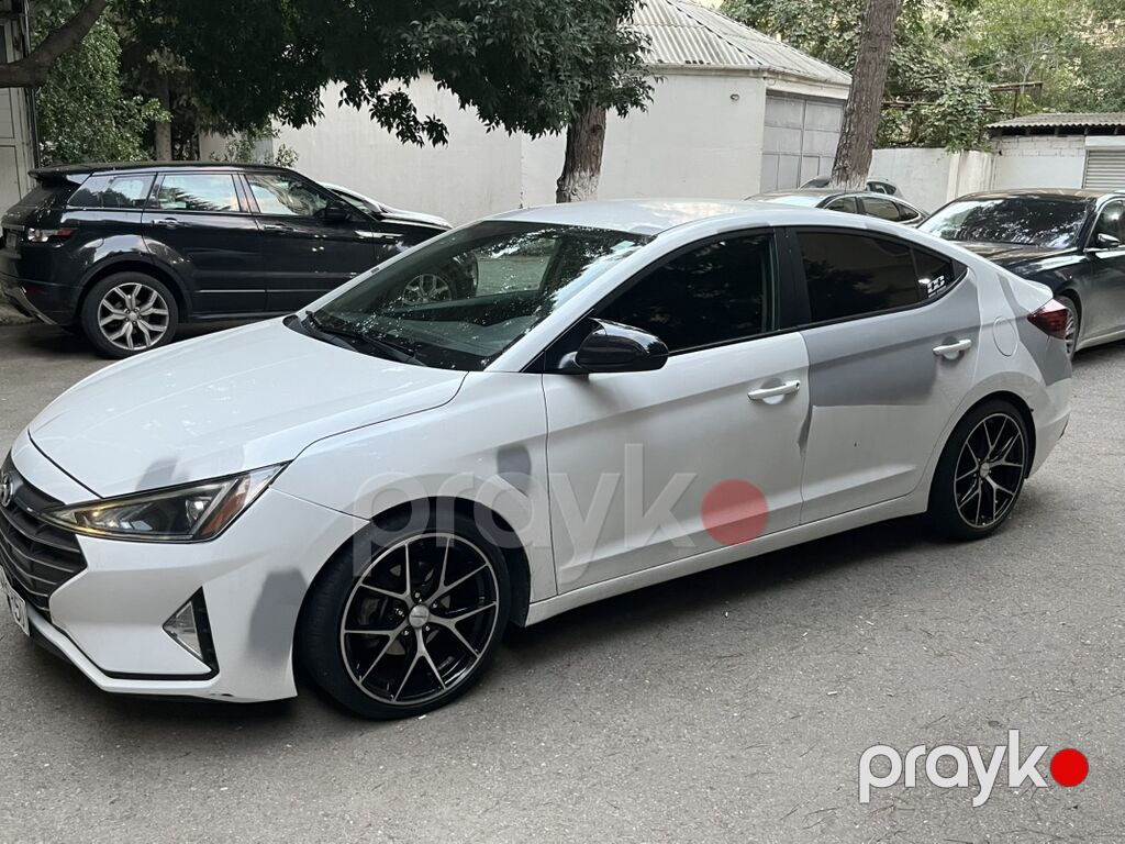 Hyundai Elantra sedan – ağ mirvari Barter nivaya ustunluk. Verilir — Avtomobillər, Bakı (3)