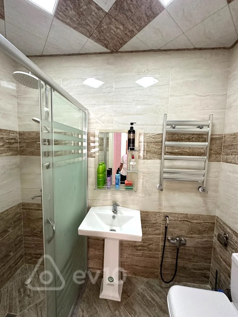 2 otaqlı mənzil, 70 m², Azar Manafov — kirayə — Mənzil, Bakı (5)