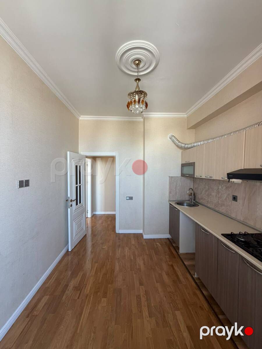 Satılır 2 otaqlı köhnə tikili 74 m² — Mənzil, Bakı (7)