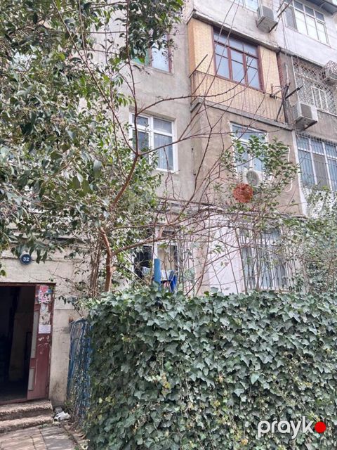 İcarəyə verilir 2 otaqlı köhnə tikili 60 m² — Bakı