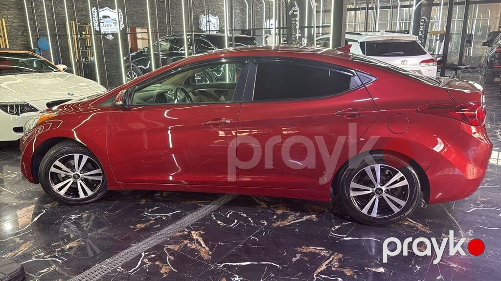 Hyundai Elantra: 1.8 l 2011 il Sedan — Avtomobillər, Digah (6)