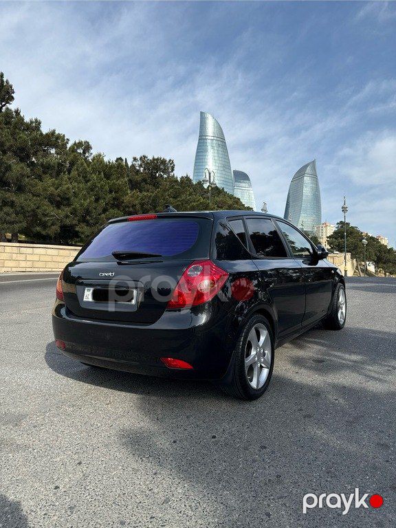Kia Ceed, 1.6 L, 2008 il, 288 000 km — Avtomobillər, Bakı (5)