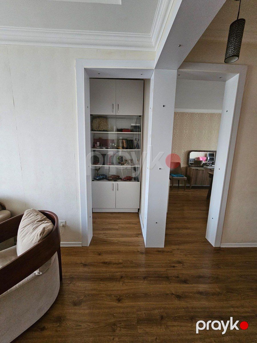 Satılır 4 otaqlı köhnə tikili 110 m² — Mənzil, Bakı (11)