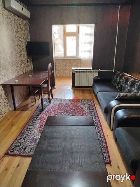 İcarəyə verilir 3 otaqlı köhnə tikili 80 m² — Bakı