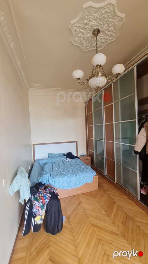 İcarəyə verilir 3 otaqlı köhnə tikili 80 m² — Bakı