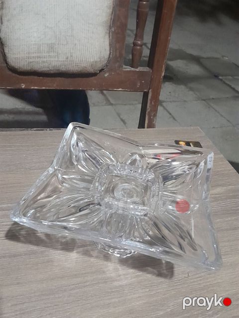 Şüşə meyvə/şirniyyat qabı - Material: şəffaf şüşə - Dizayn: kvadrat — Bakı