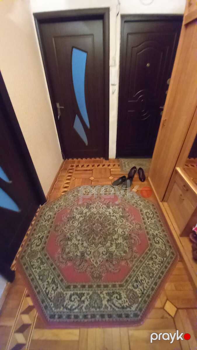 Satılır 4 otaqlı köhnə tikili 100 m² — Mənzil, Bakı (2)