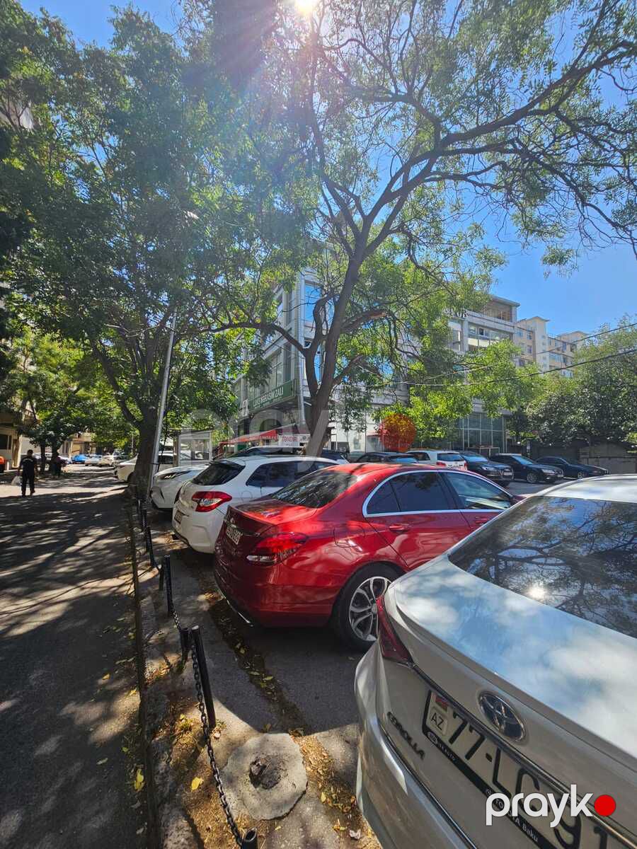 Satılır obyekt 2300 m² — Əmlak, Bakı (2)