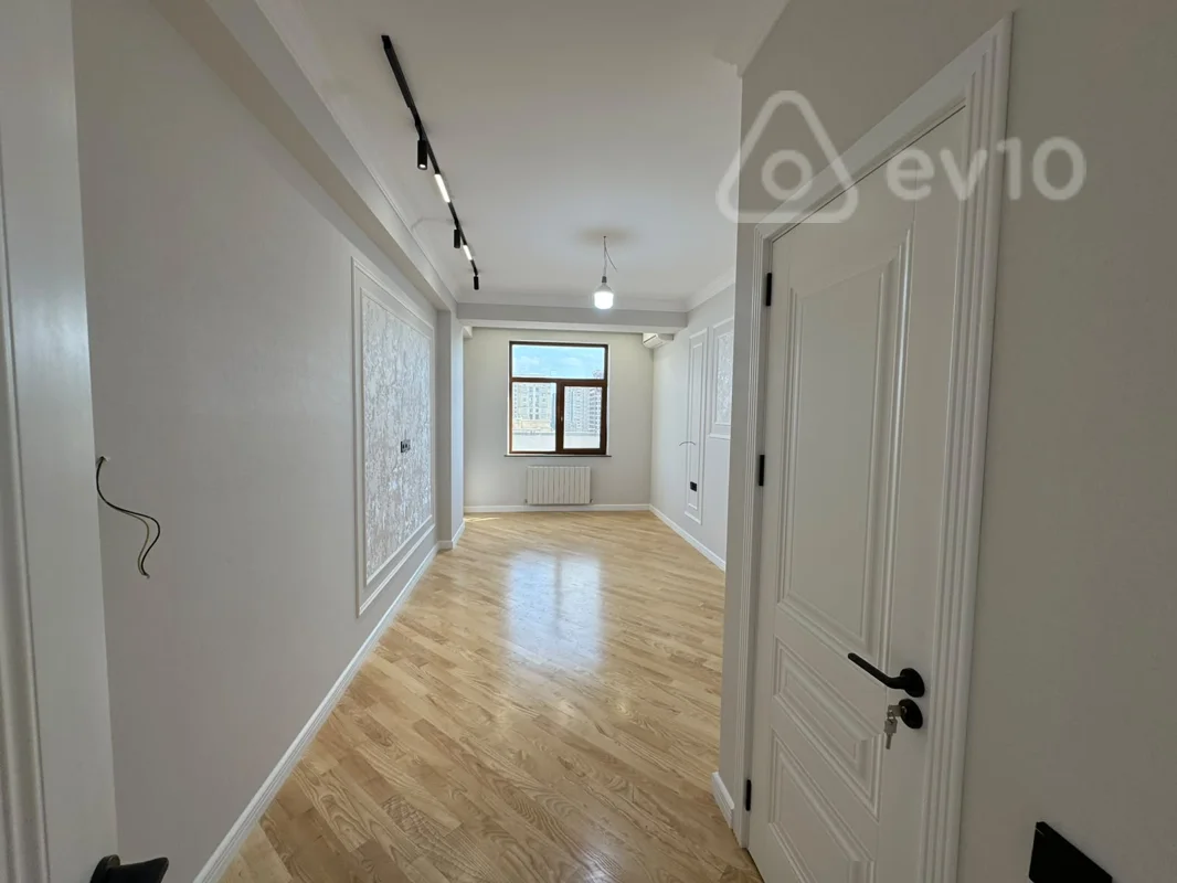4 otaqlı mənzil, 211 m², Həsən Salmani küç — Mənzil, Bakı (9)