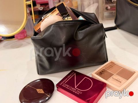 Agzina kimi dolu LUX Orıgınal segmentte olan Kosmetikalar ideal — Bakı
