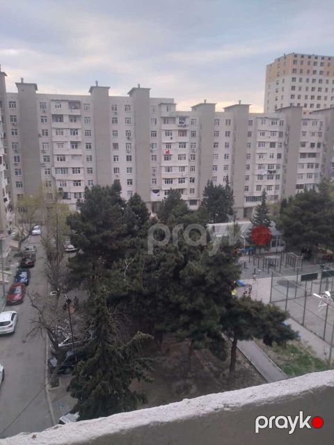 Satılır 3 otaqlı köhnə tikili 65 m² — Bakı