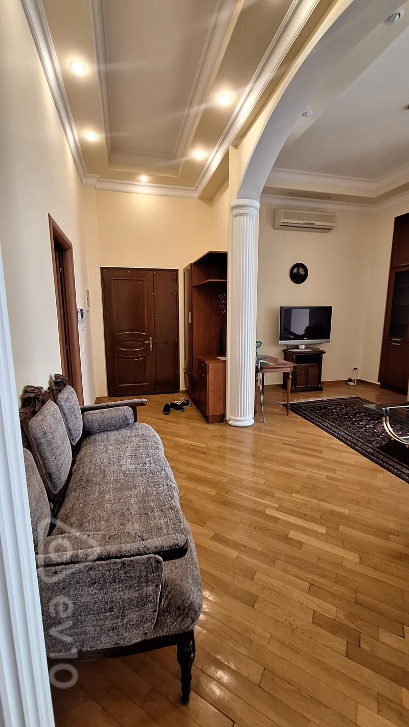 3 otaqlı mənzil, 100 m², Nizami küc 55ev55 — kirayə — Mənzil, Bakı (12)