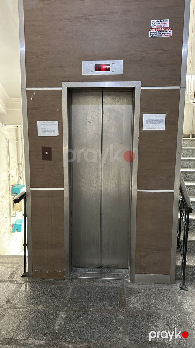 Satılır 2 otaqlı köhnə tikili 70 m² — Mənzil, Bakı (6)