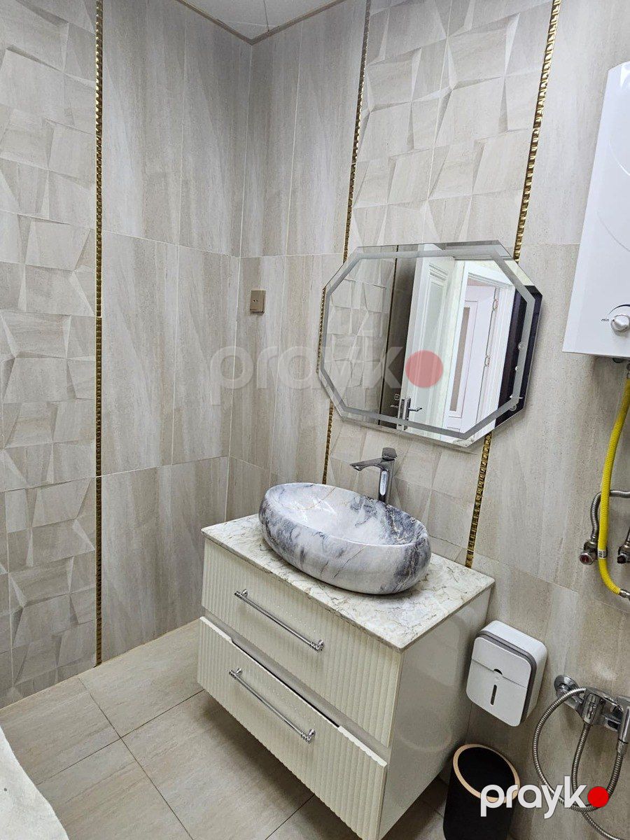 Satılır 2 otaqlı köhnə tikili 50 m² — Mənzil, Bakı (3)