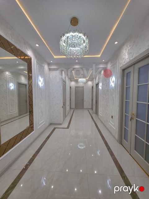 Satılır 3 otaqlı yeni tikili 125 m² — Bakı