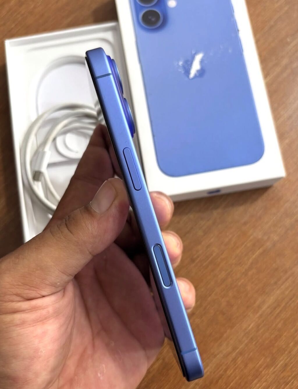 IPhone 16, 256 GB, Göy, Zəmanət, Simsiz şarj, Face ID — Apple iPhone, Digah (3)