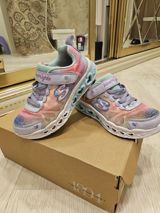 Krossovkalar, Skechers, Ölçü: 32, Qız üçün — ZARA