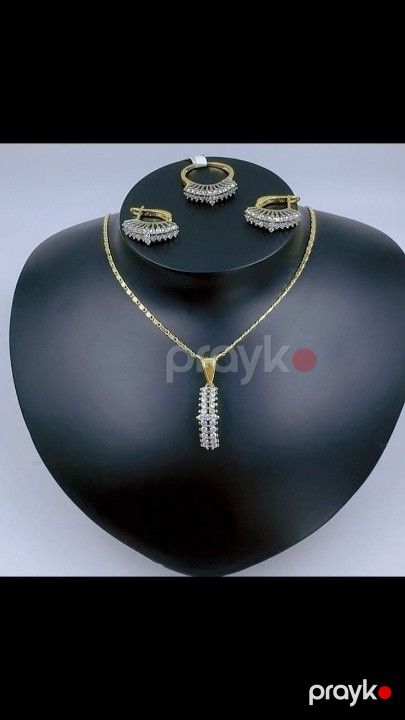 Bijuteriya dəsti kulonlu zəncir və sırğa və üzük T09 — Bakı