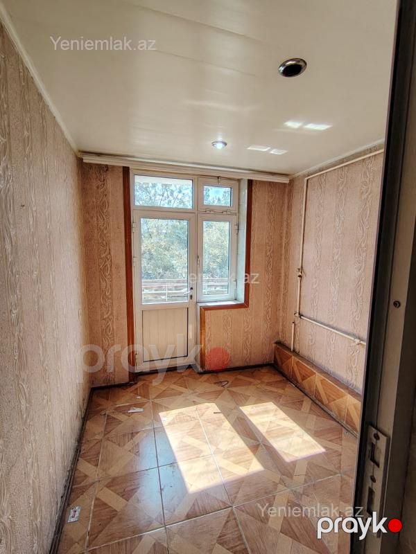 Satılır 2 otaqlı Bina evi menzil (Köhnə tikili), 48 m², 5-ci mikrorayon — Mənzil, Sumqayıt (8)