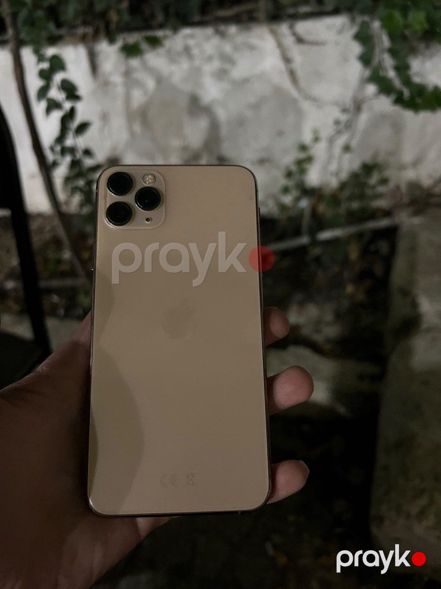 Apple iPhone 11 Pro Max Silver 256GB/4GB — Smartfonlar, Bakı (2)