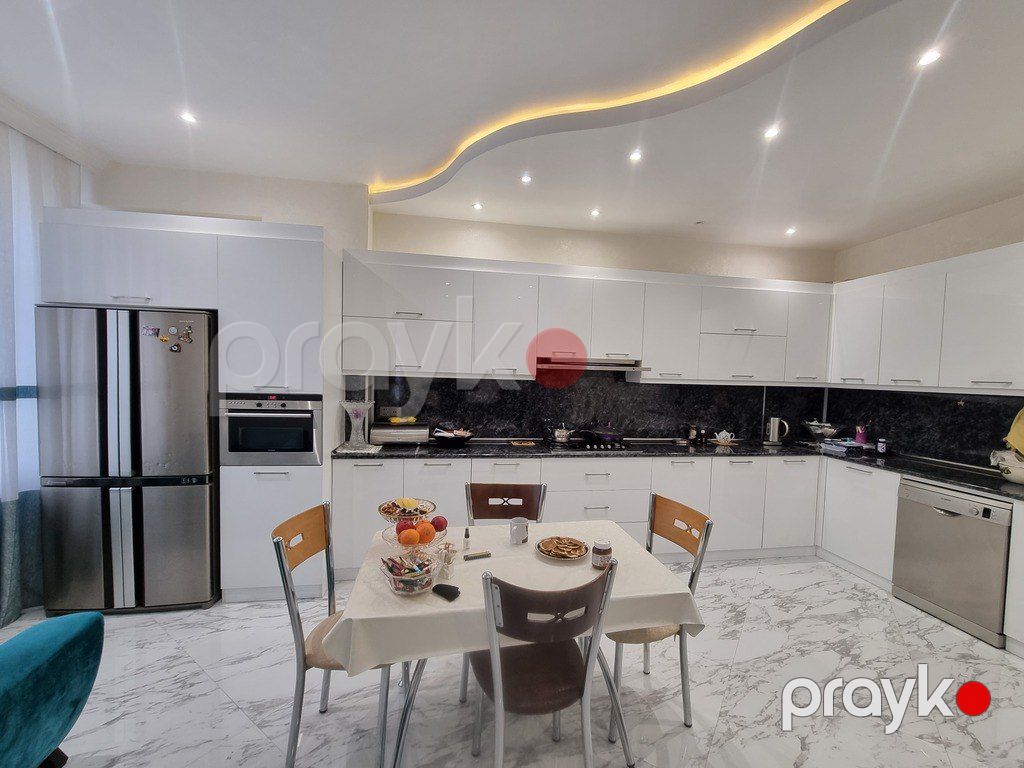 Satılır 4 otaqlı yeni tikili 204 m² — Mənzil, Bakı (7)