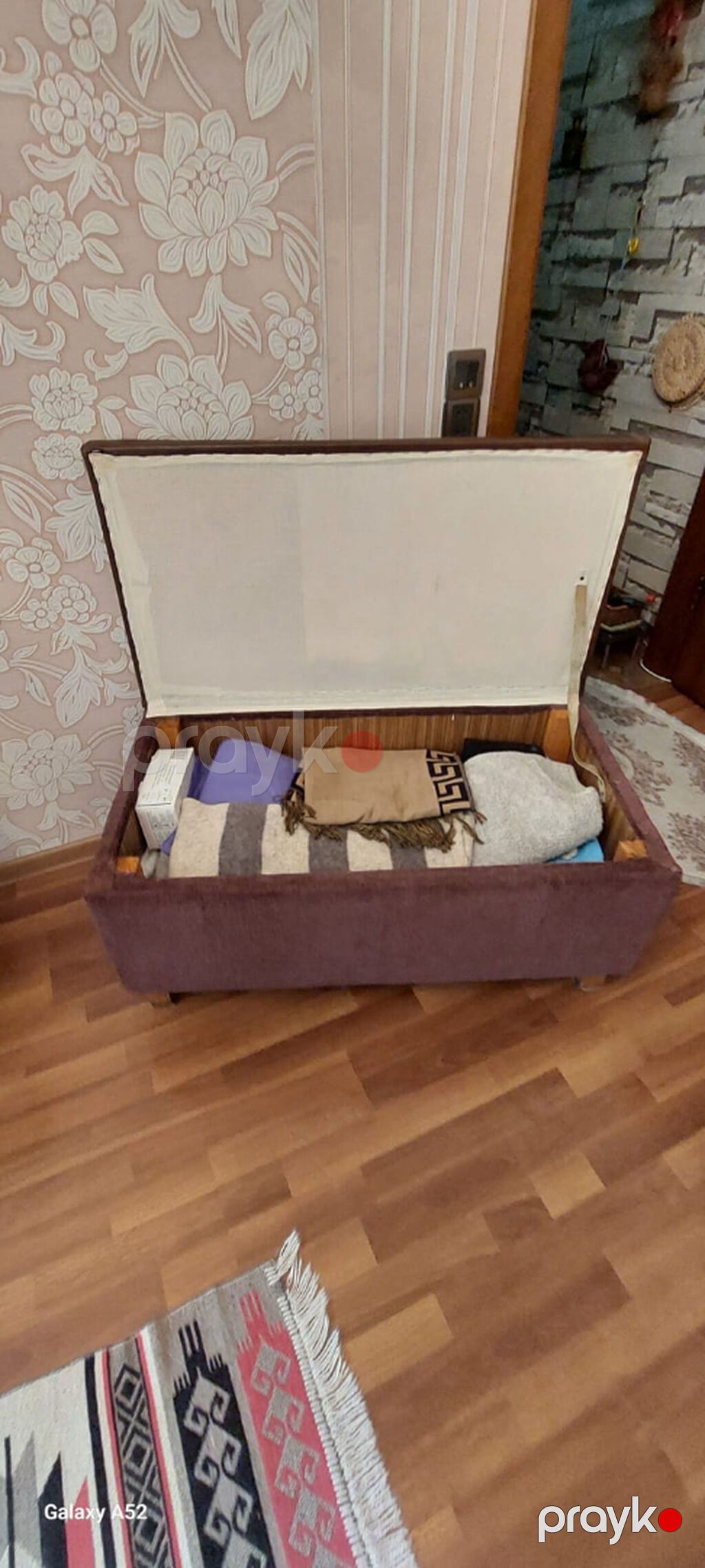Geniş Sandıqlı və Parça Örtüklü Puf. Çox səliqəli, baxımlı və möhkəm — Puflər və banketlər, Bakı (6)