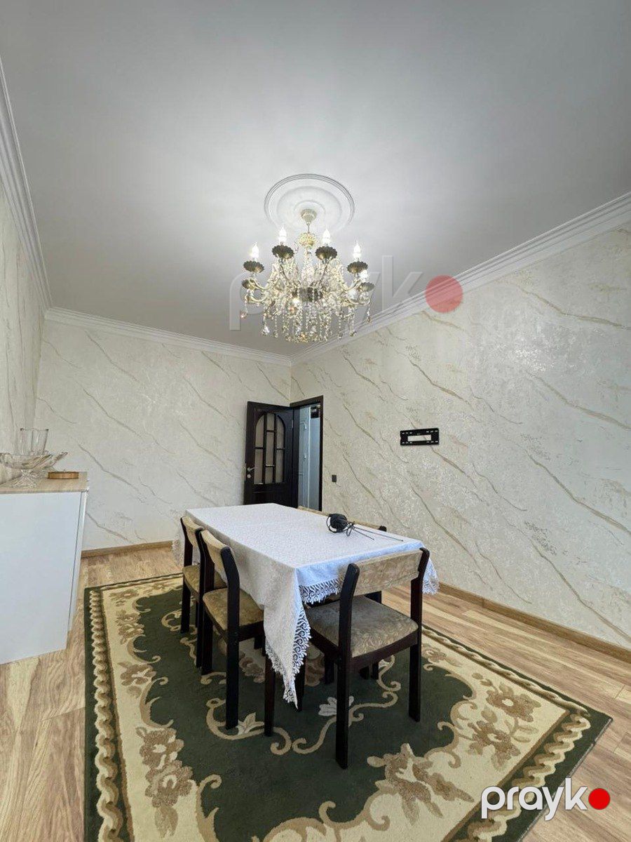 Satılır 4 otaqlı köhnə tikili 110 m² — Mənzil, Bakı (6)