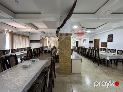 Satılır obyekt 380 m² — Bakı