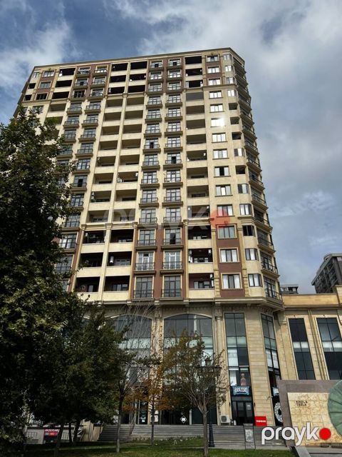 Satılır 3 otaqlı yeni tikili 130 m² — Bakı